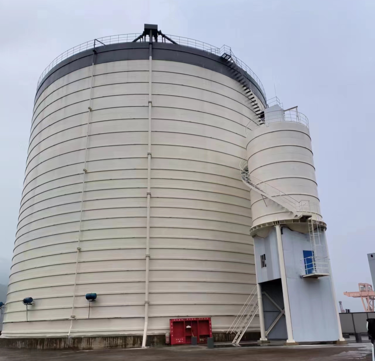 工布江达10万吨水泥钢板库